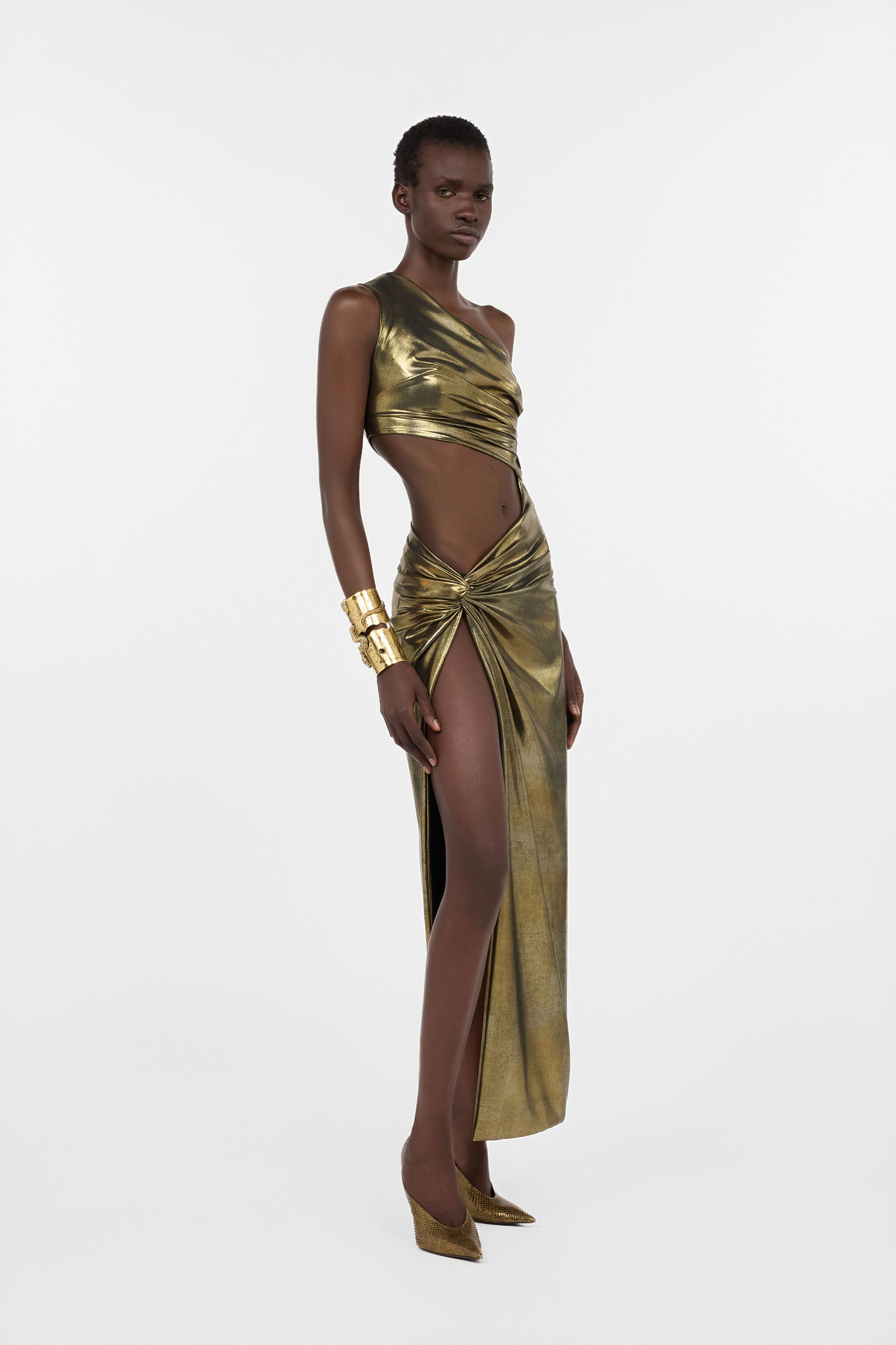 RC Goldfarbenes One-Shoulder-Kleid mit Cut-out GOLD WWT106-JE032