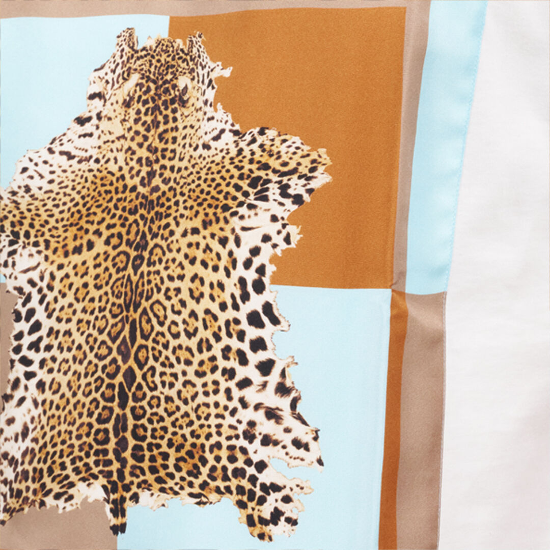 RC Camiseta de algodón con estampado de leopardo WHITE WNT61H-JD060