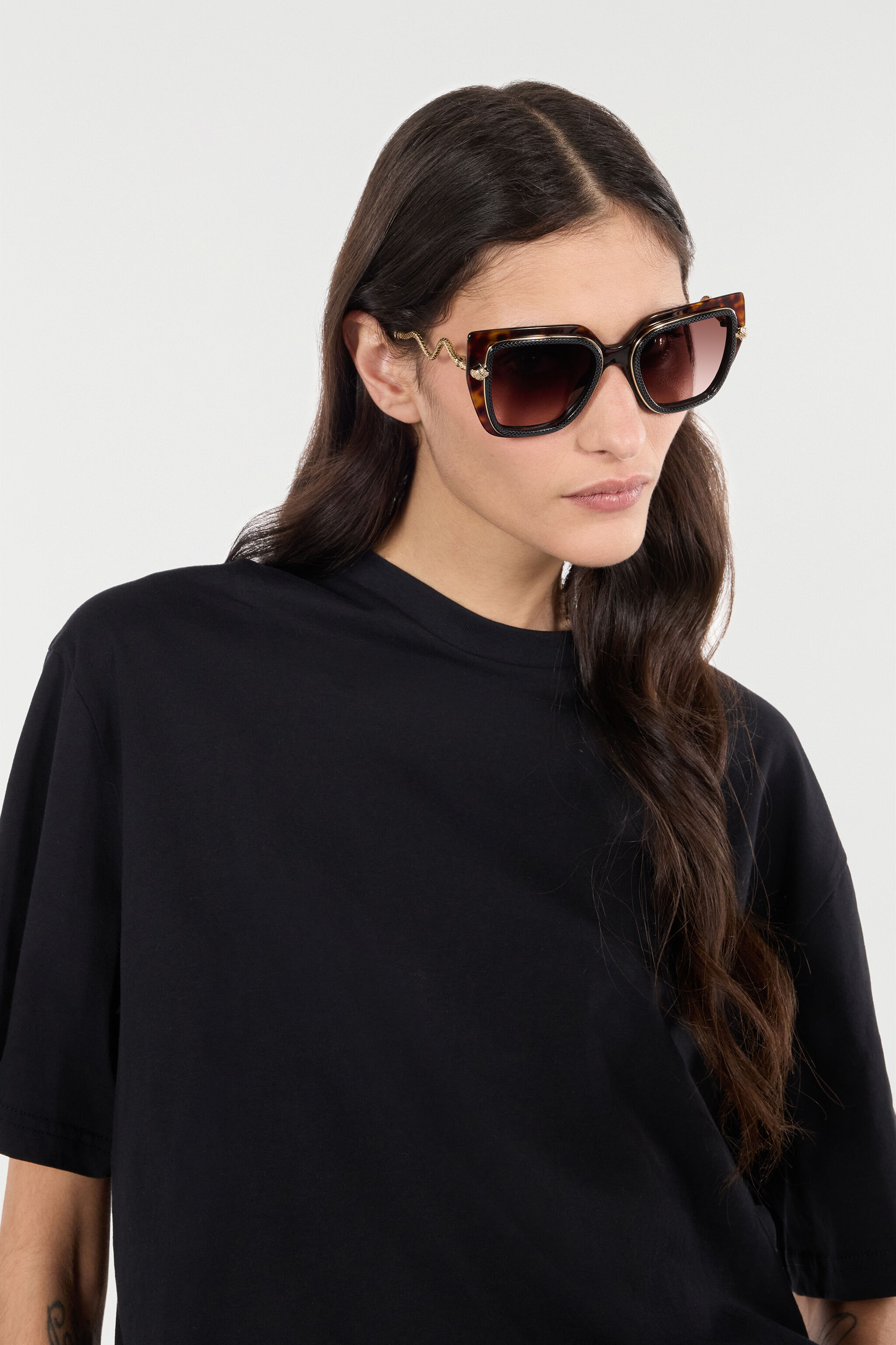 RC Sonnenbrille mit breiter und femininer Vorderseite und doppeltem Ring als Dekor BLACK TOP+HAVANA UALD06-ID201
