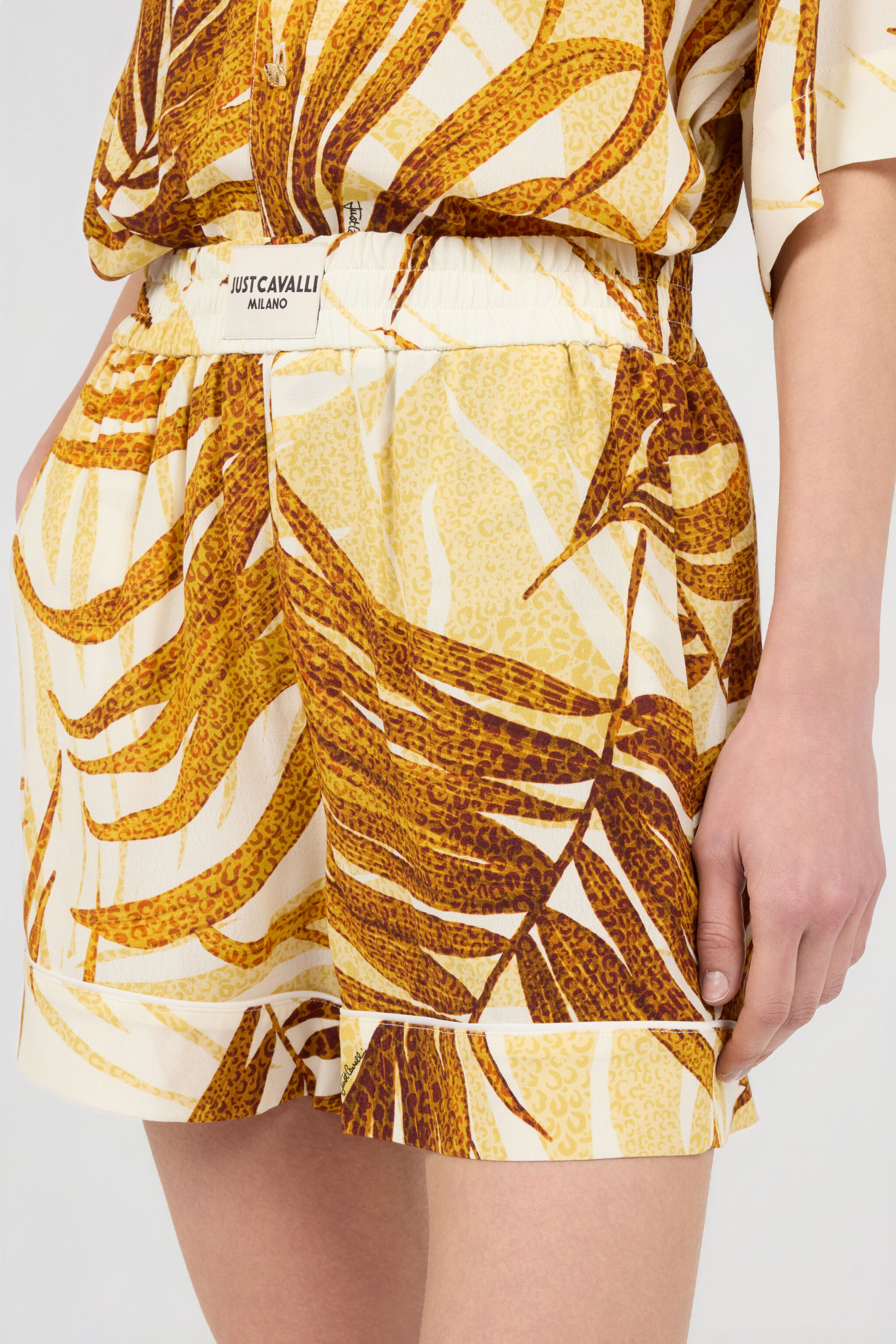 JC Shorts mit Golden Palm-Print DAFFODIL WFT180-WF557