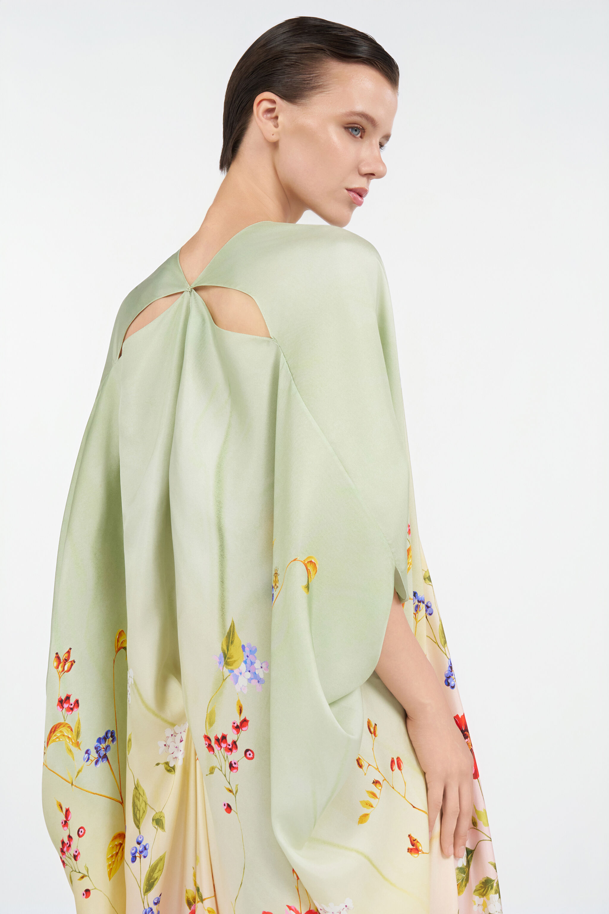 RC Kaftán de seda con estampado Miami Flowers GREEN/FUCHSIA WQT182-OZR32