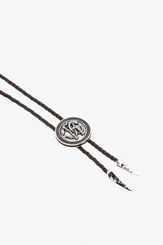 RC Collar Bolo Tie Con Monograma RC Plata TRG013-AM007