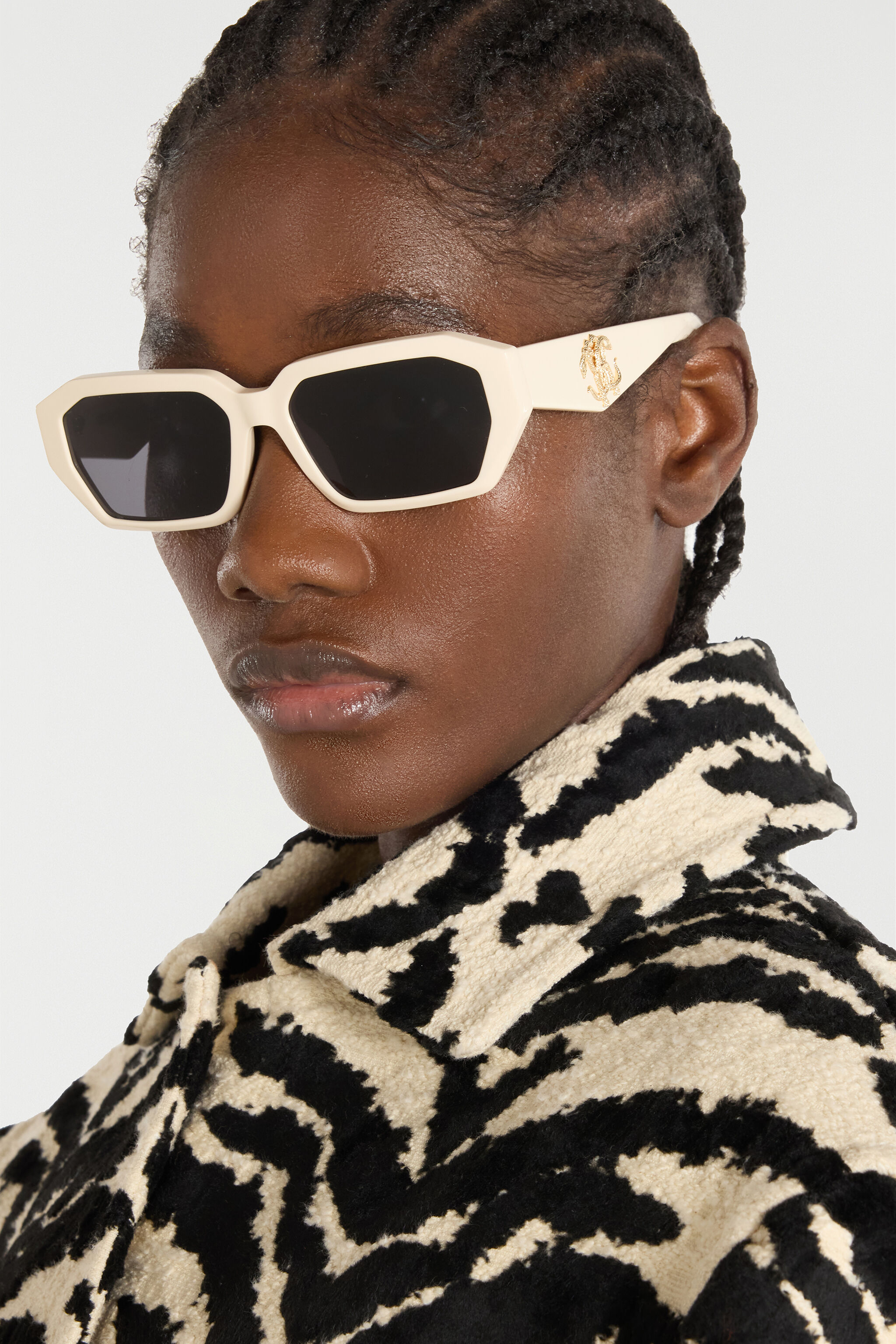 RC Sunglasses with wide rectangular front and fangs Marrón claro ALD031-ID194