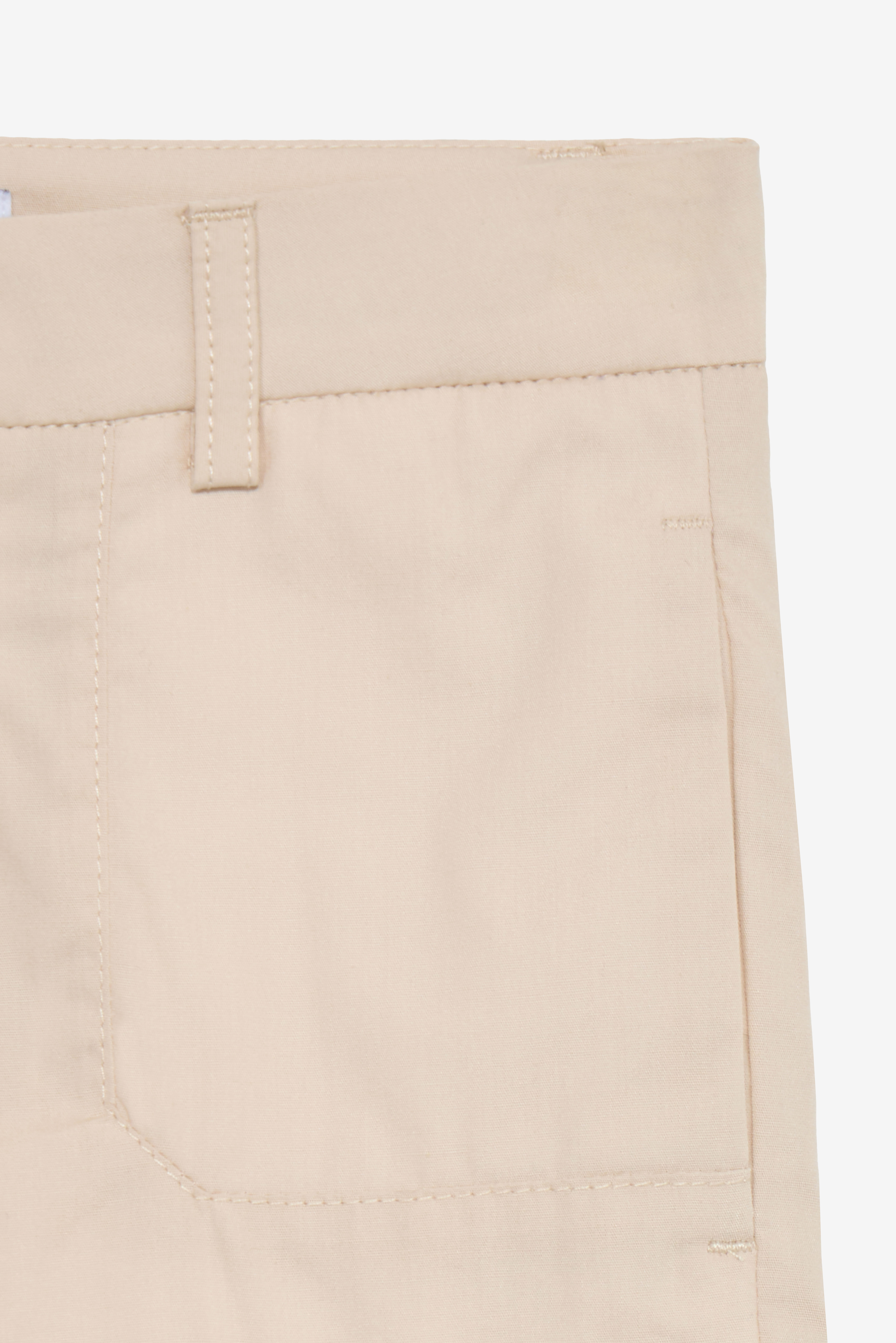 JU Bermudas de algodón con bolsillos BEIGE UJT25D-CH004