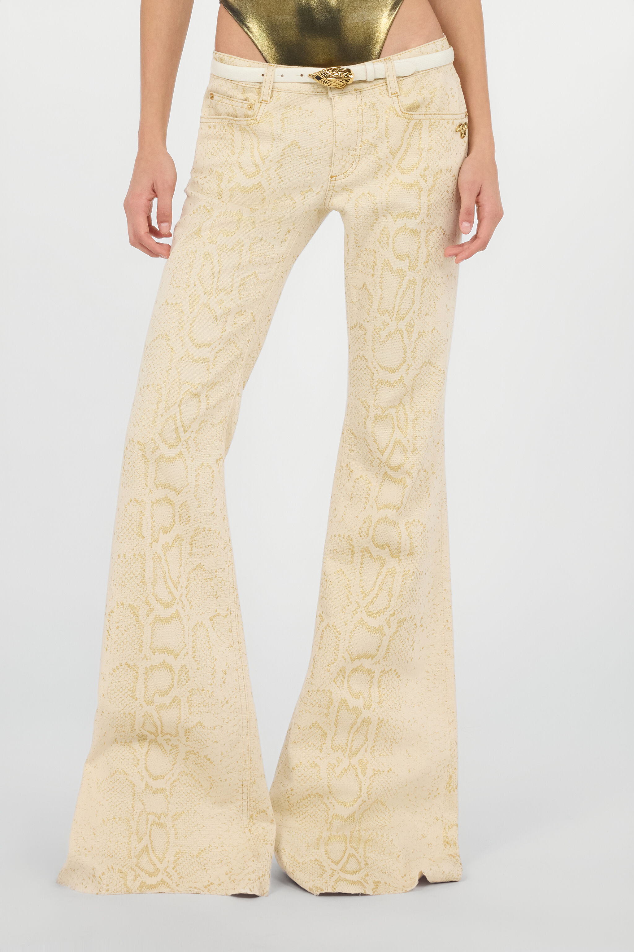 RC Weiße ausgestellte Jeans mit goldenem Python-Muster GOLD/WHITE WWJ205-DZS32