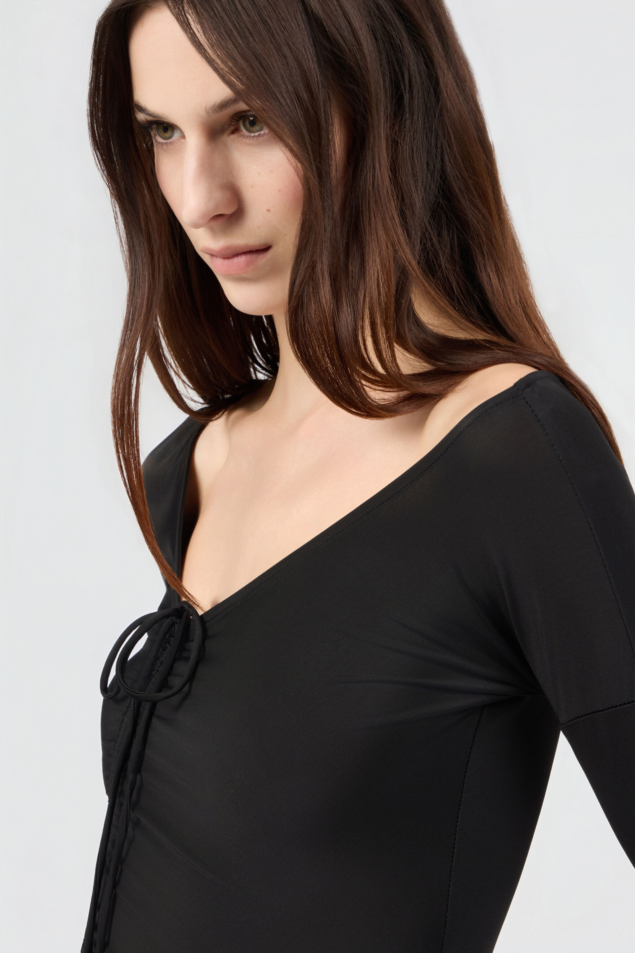 RC Schwarzes Gerafftes Midi Kleid BLACK SOT10D-VI007